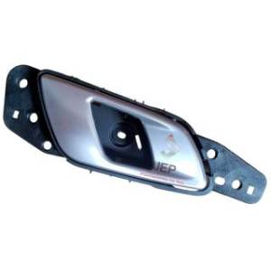 Manija Interior Delantera Mazda Bt-50 Plata 2016/2022 RH