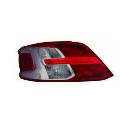 Faro Posterior Peugeot 301...