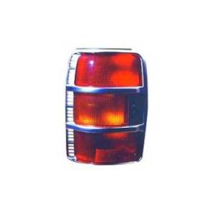 Faro Posterior Mitsubishi Montero Cromado 98/2000 LH