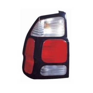 Faro Posterior Mitsubishi Montero Sport 2004/2008 LH